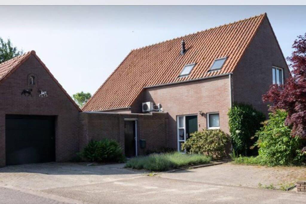 Laaker Villa Nearby Outlet Roermond Ohé en Laak Exterior foto